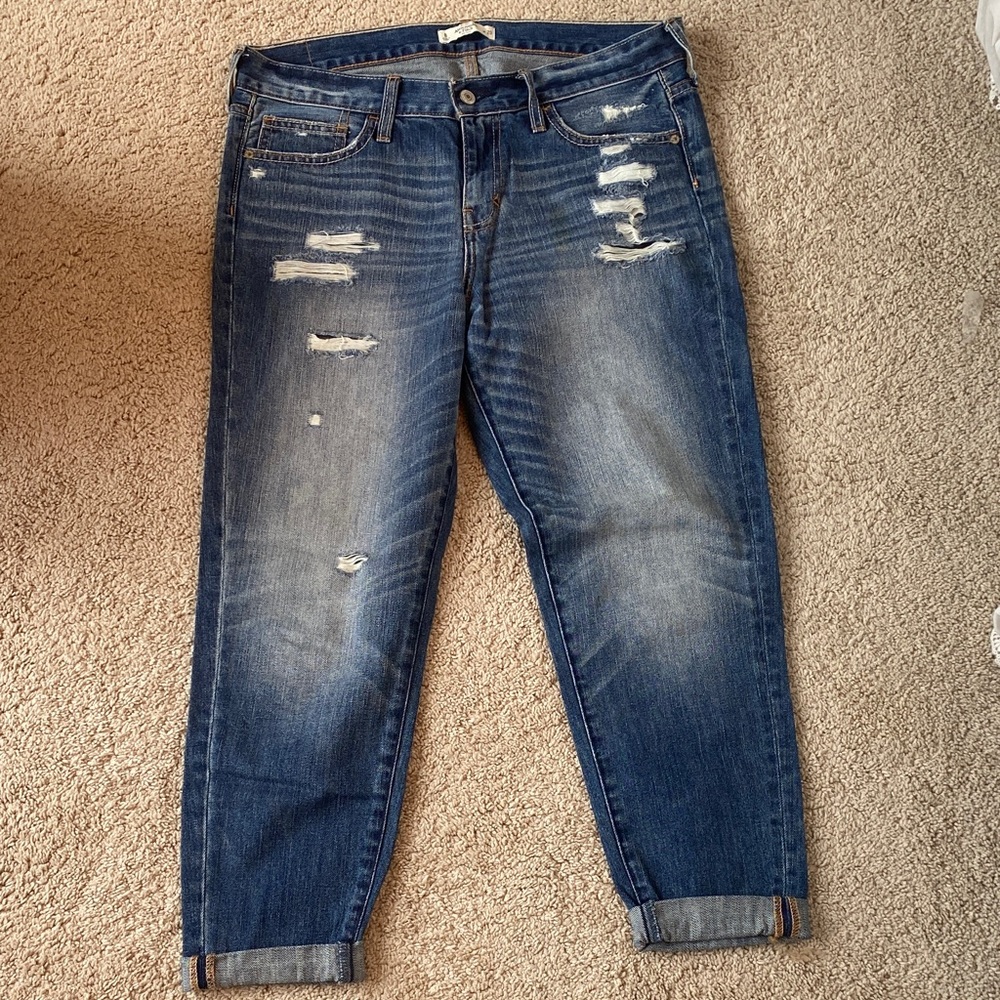 Abercrombie & Fitch Distressed Dark Blue Cropped Jeans
